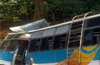 Three dead and 11 injured in a bus accident in Kalasa